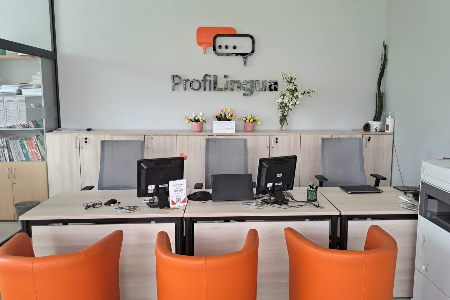 Wnętrze placówki ProfiLingua w Częstochowie, Aleja Najświętszej Maryi Panny 15