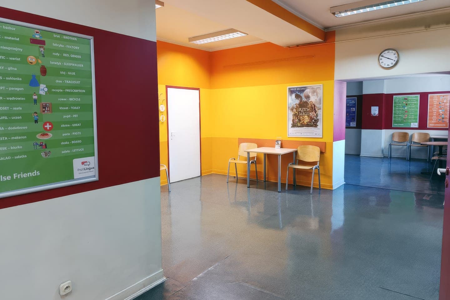 Wnętrze placówki ProfiLingua w Kaliszu, al. Wolności 6